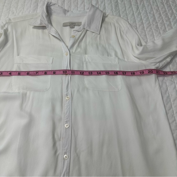 LOFT 100% Viscose White Button-Down Shirt with Front Pockets - Picture 5 of 11